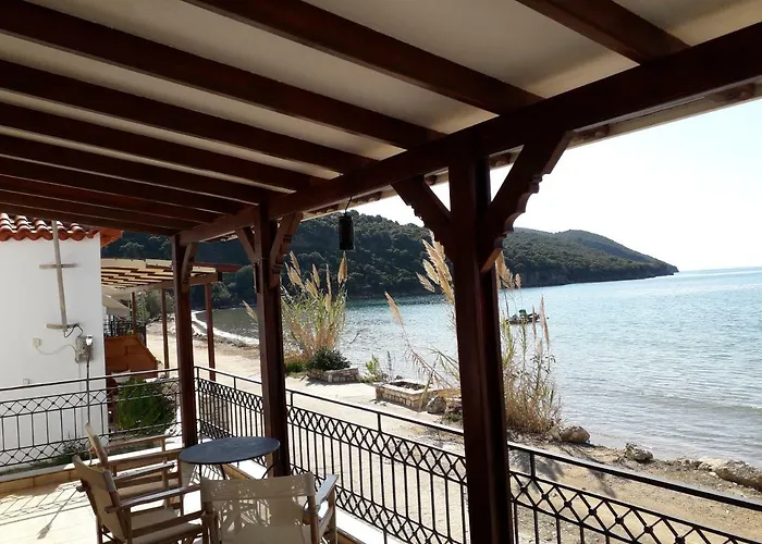 Vakantiehuis Sirius House Finikounta