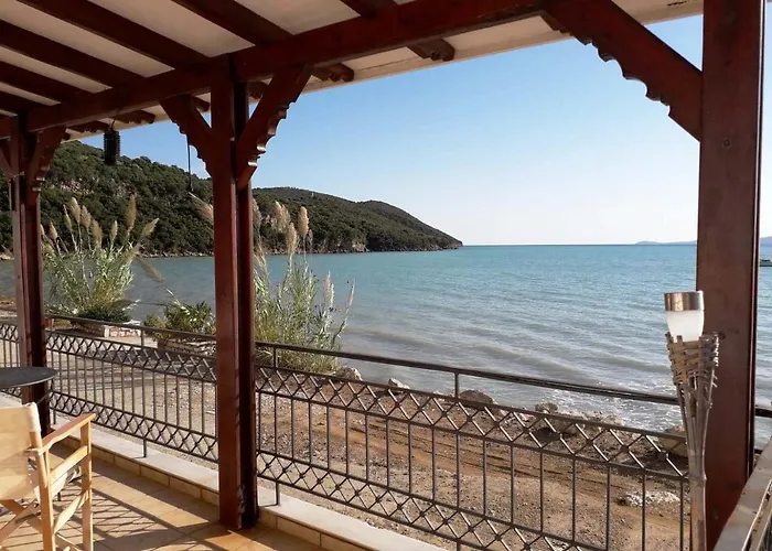 Vakantiehuis Sirius House Finikounta