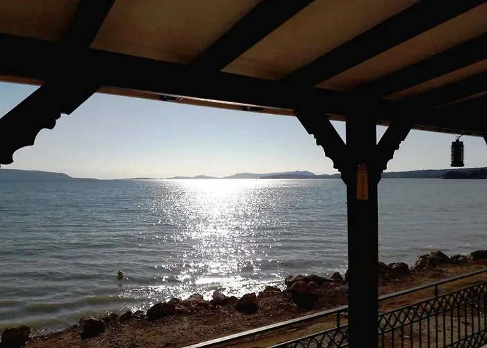 Sirius House * Finikounta